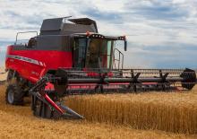 Mähdrescher Massey Ferguson Beta 7370 PL