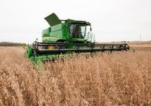 Mähdrescher John Deere S 660 i