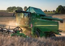 Mähdrescher John Deere W 540 HM