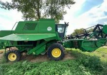 Mähdrescher John Deere 1550 Serie 2