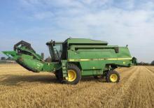 Mähdrescher John Deere 2066 HM