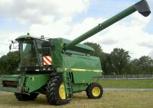 Mähdrescher John Deere 2254