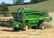 Mähdrescher John Deere 2264