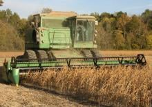 Mähdrescher John Deere 8820