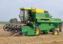 Mähdrescher John Deere 985