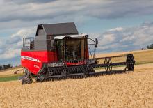 Mähdrescher Massey Ferguson Activa 7345S