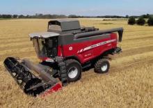 Mähdrescher Massey Ferguson Beta 7360 PLI