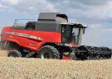 Mähdrescher Massey Ferguson Beta 7370