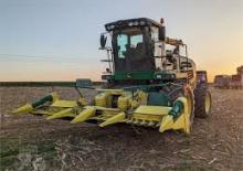 Mähdrescher-Maisgebiß John Deere 445