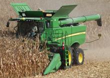 Mähdrescher John Deere S760