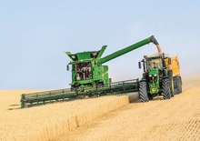 Mähdrescher John Deere S770 HM 