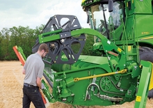 Mähdrescher-Schneidwerk John Deere 735 Premium Flow