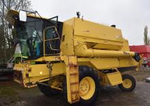 Mähdrescher New Holland TF42