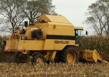 Mähdrescher New Holland TF44