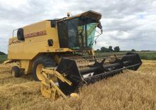 Mähdrescher New Holland TX 34