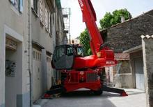 Teleskopen mit Oberwagen Manitou MRT 2150 Privilege