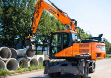 Mobilbagger Develon DX140W-7 