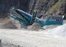 Mobile Siebanlagen Powerscreen Chieftain 2100-3D