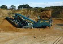 Mobile Siebanlagen Powerscreen Chieftain 600 Kette