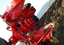 Pflüge Kuhn Multi-Master 152 T 5