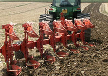 Pflüge Kuhn Multi-Master 182 T 7