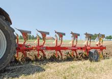 Pflüge Pöttinger Servo 35 S