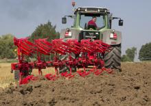 Pflüge Pöttinger Servo 45 S plus