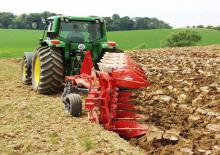 Pflüge Kuhn Vari-Master 123 4E T