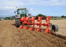 Pflüge Kuhn Vari-Master 123 5 T