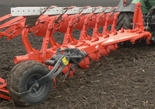 Pflüge Kuhn Vari-Master 152 T 5
