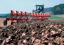 Pflüge Kuhn Challenger OL 12 T + ZXL 