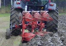 Pflüge Kuhn Multi-Master 122 ET 4