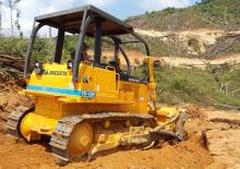 Kettendozer Dressta TD 15 M