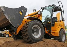 Radlader Schäffer 2445 SLT