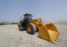 Radlader SEM 668D
