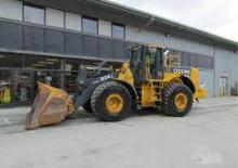 Radlader John Deere Construction 824 J