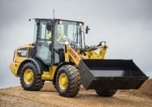 Radlader Caterpillar 906M