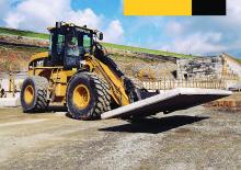 Radlader Caterpillar 930G