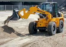 Radlader Ahlmann AS 150 e