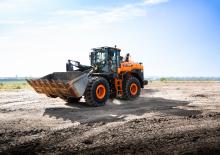 Radlader Develon DL320-7