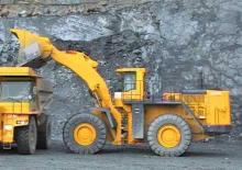 Radlader Komatsu WA700-1