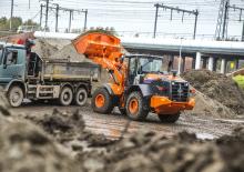 Radlader Hitachi ZW180