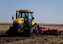 Raupen-Traktoren Challenger MT745 B