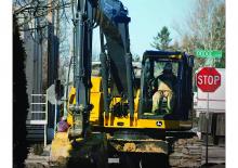 Raupenbagger John Deere Construction 135D