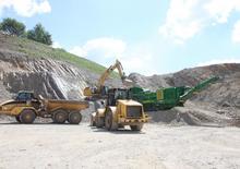 Raupenbagger Caterpillar 329E LN