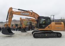 Raupenbagger Case CX230D 