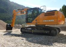 Raupenbagger Case CX240D 