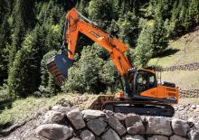 Raupenbagger Develon DX245NHD-7 