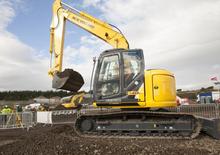 Raupenbagger New Holland E140C SR LC