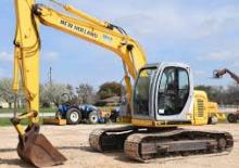 Raupenbagger New Holland E130